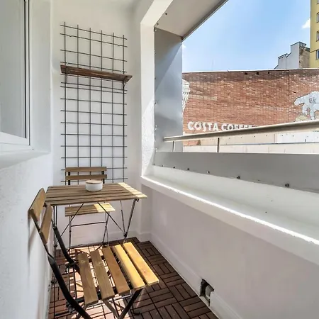 Chmielna Downtown - Center, Aircon - By Rentujemy Lägenhet