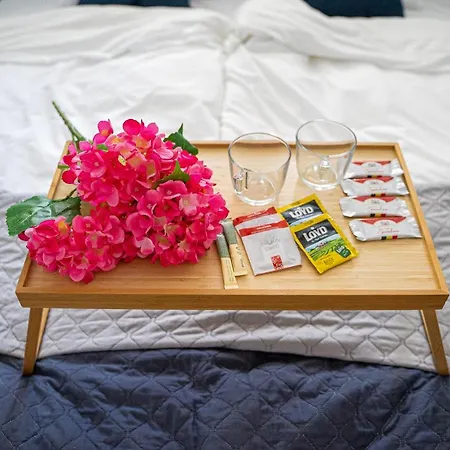 Chmielna Downtown - Center, Aircon - By Rentujemy Lägenhet