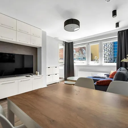 Apartman Chmielna Downtown - Center, Aircon - By Rentujemy *