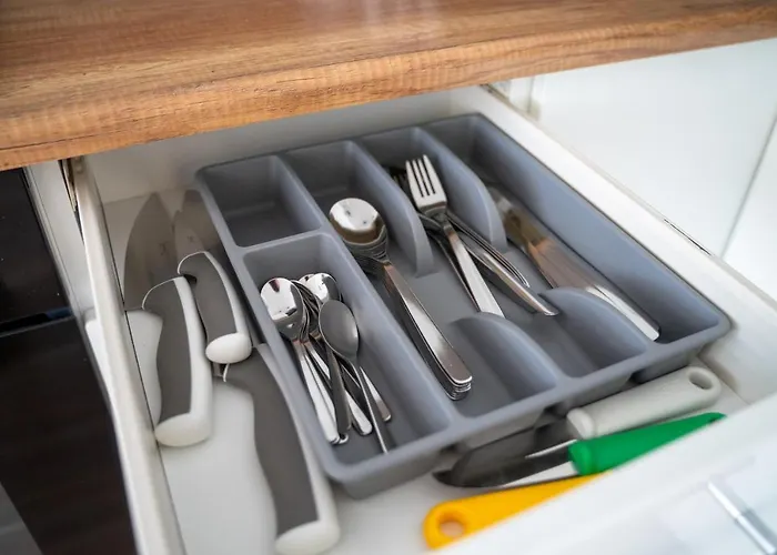 Chmielna Downtown - Center, Aircon - By Rentujemy Varsó