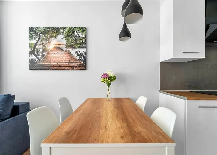 Apartman Chmielna Downtown - Center, Aircon - By Rentujemy *